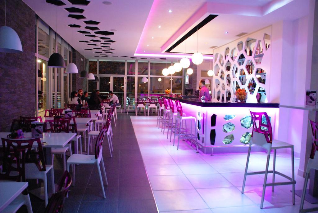 Hotel Magnolia Tivat Exterior photo